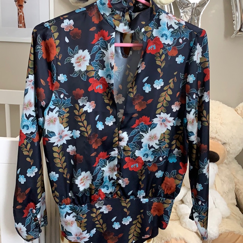 Zara Floral print satin blouse